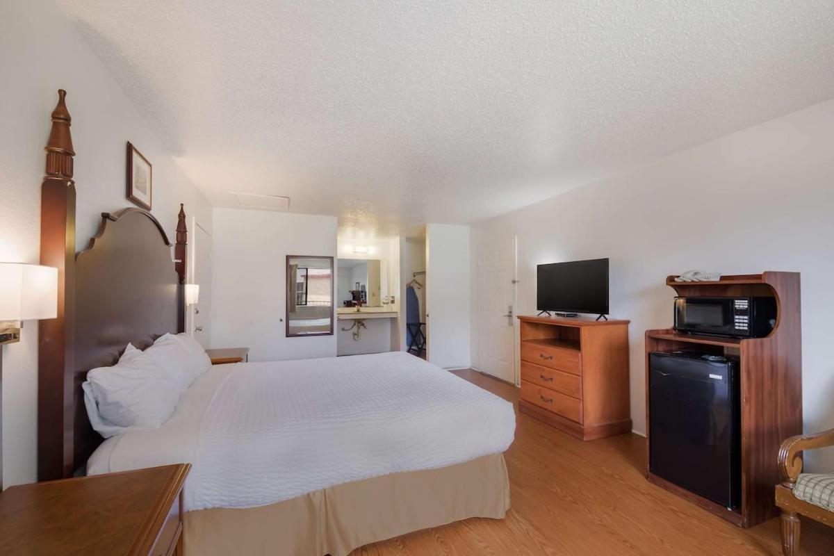 Americas Best Value Inn Lockhart Tx Exteriör bild