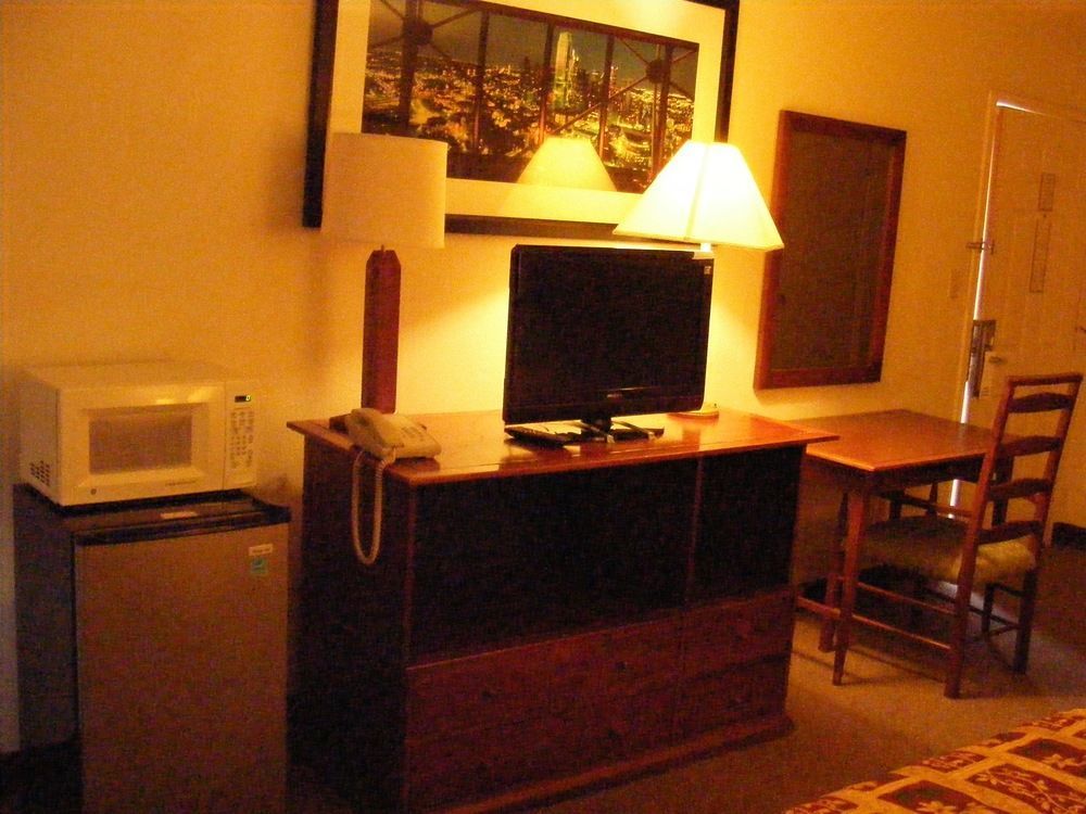 Americas Best Value Inn Lockhart Tx Exteriör bild